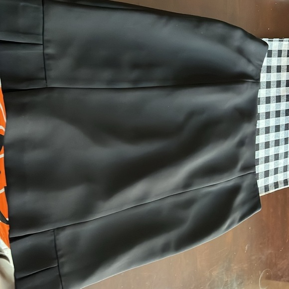 ⭐️Ruffle Bottom Straight Black Skirt size 14 - Picture 7 of 8